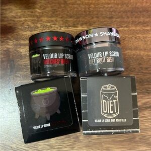 Jeffree Star Velour Lip Scrub Duo - Witches Brew & Diet Root Beer (Black)
